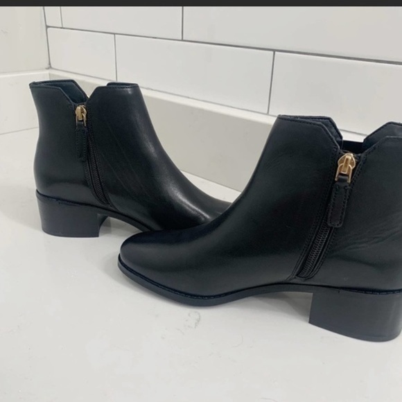 COLE HAAN HAIDYN black leather booties ankle boots 6 WORN ONCE - Picture 7 of 13